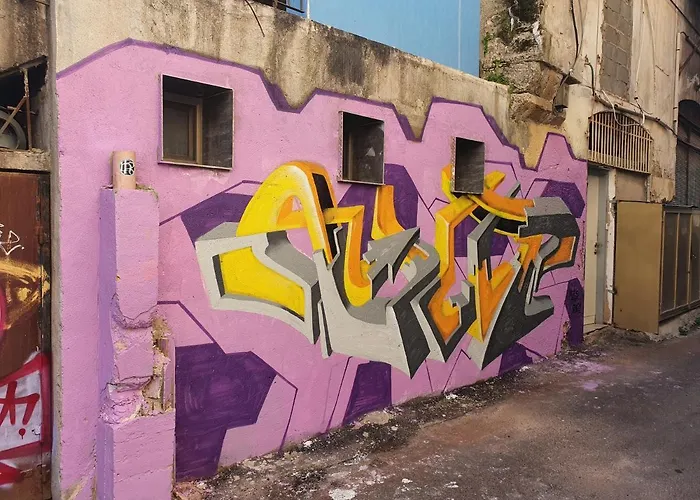 Be Me Hotels And Hostels Haifa Art